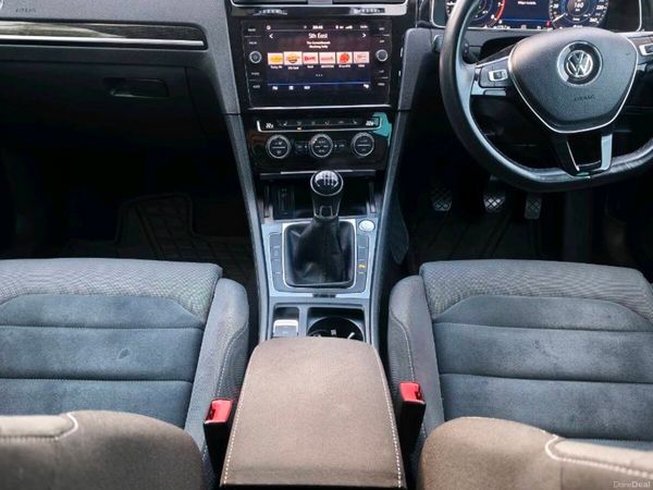 Volkswagen Golf Estate, Petrol, 2017, Grey