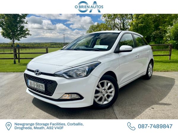 Hyundai i20 Hatchback, Petrol, 2016, White