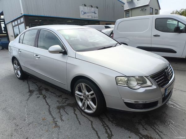 Volkswagen Passat Saloon, Diesel, 2009, Silver