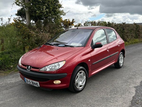 Peugeot 206 Hatchback, Petrol, 2003, Red