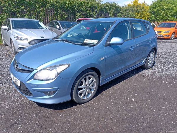 Hyundai i30 Hatchback, Diesel, 2011, Blue