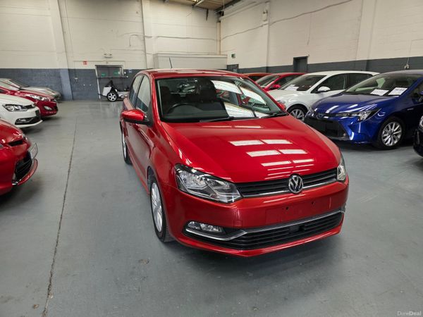 Volkswagen Polo Hatchback, Petrol, 2016, Red