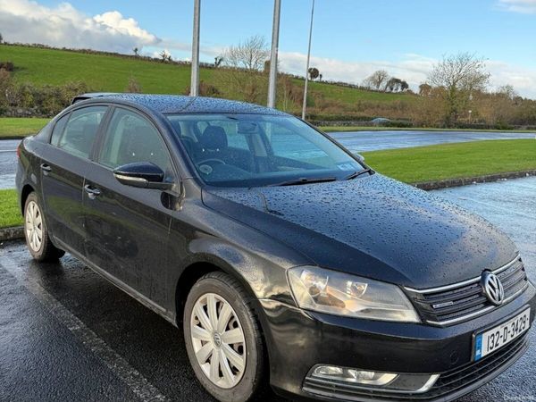 Volkswagen Passat Saloon, Diesel, 2013, Black