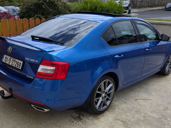 Skoda Octavia Saloon, Diesel, 2015, Blue