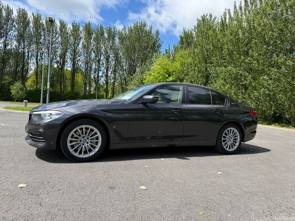 BMW 5-Series Saloon, Petrol Plug-in Hybrid, 2018, Grey