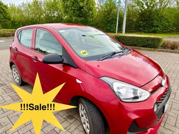 Hyundai i10 Hatchback, Petrol, 2017, Red
