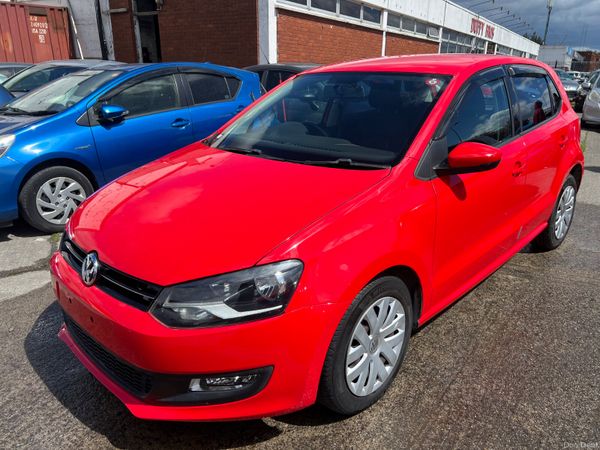 Volkswagen Polo Hatchback, Petrol, 2013, Red