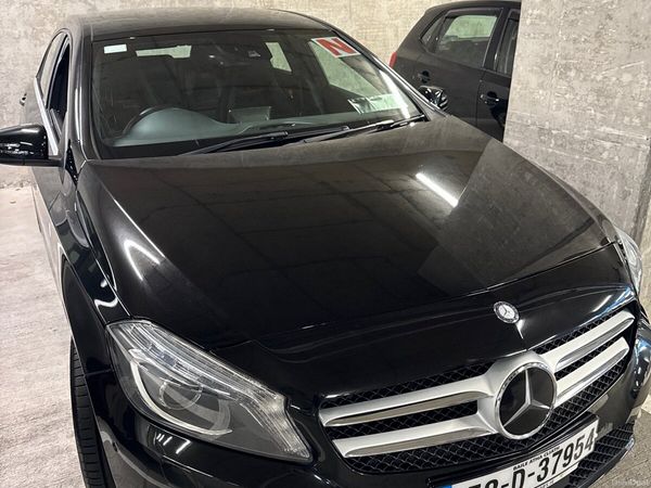 Mercedes-Benz A-Class Hatchback, Petrol, 2015, Black