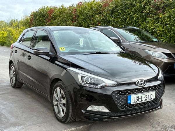 Hyundai i20 Hatchback, Petrol, 2016, Black