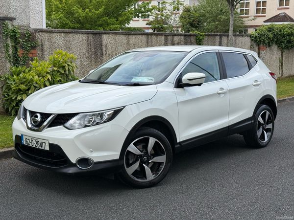 Nissan Qashqai Hatchback, Diesel, 2016, White
