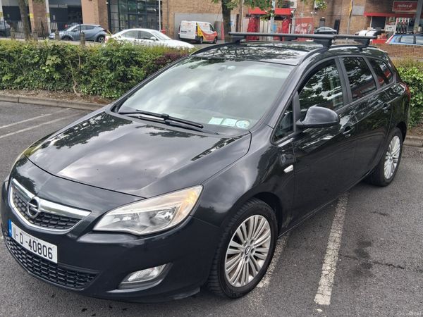 Opel Astra Estate, Diesel, 2011, Black