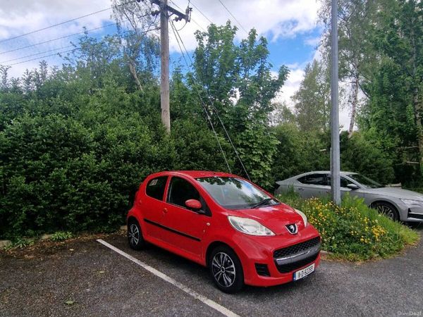Peugeot 107 Hatchback, Petrol, 2011, Red
