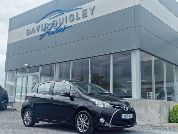 Toyota Yaris MPV, Petrol, 2017, Black