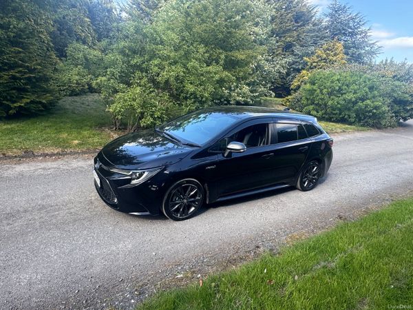 Toyota Corolla Estate, Petrol Hybrid, 2020, Black