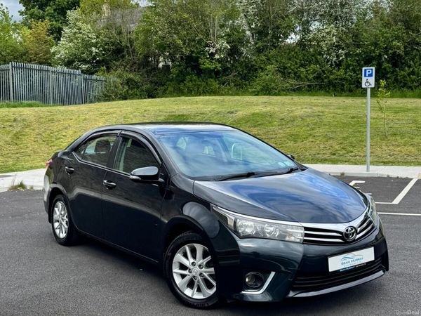 Toyota Corolla Saloon, Diesel, 2014, Black