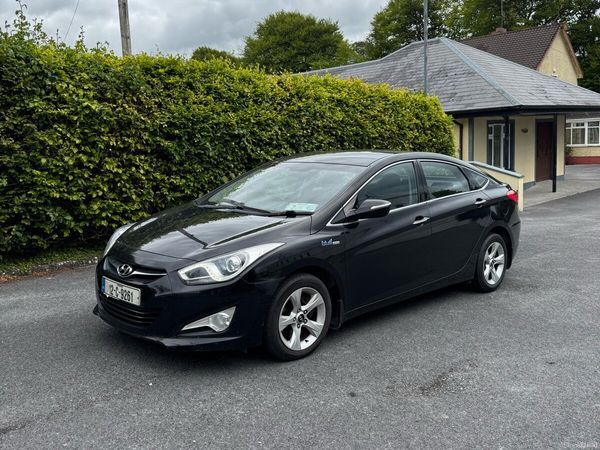 Hyundai i40 Saloon, Diesel, 2012, Black