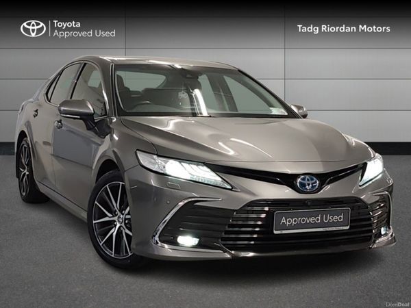Toyota Camry Saloon, Petrol Hybrid, 2024, Grey