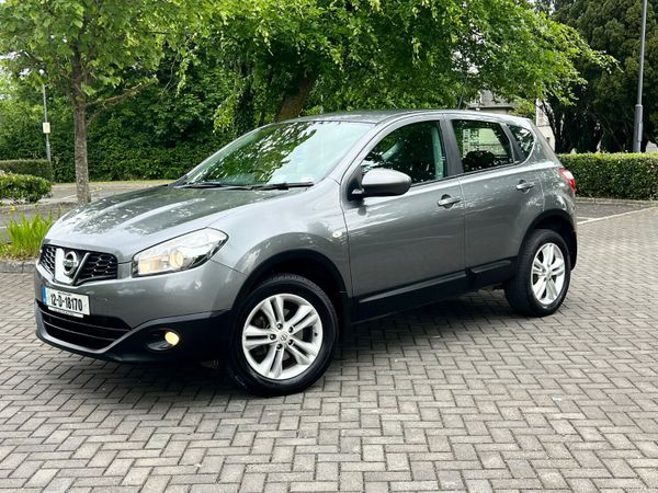 Nissan Qashqai Hatchback, Diesel, 2012, Grey
