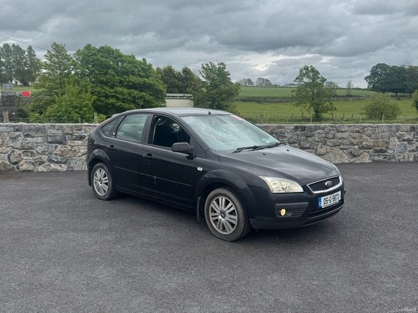 Ford Focus Hatchback, Petrol, 2005, Black