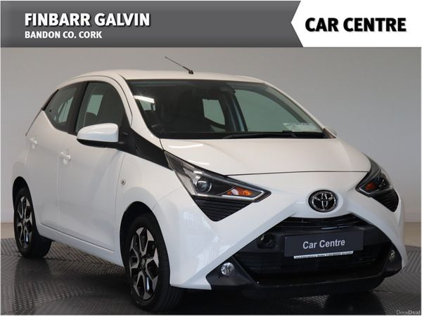 Toyota Aygo Hatchback, Petrol, 2021, White