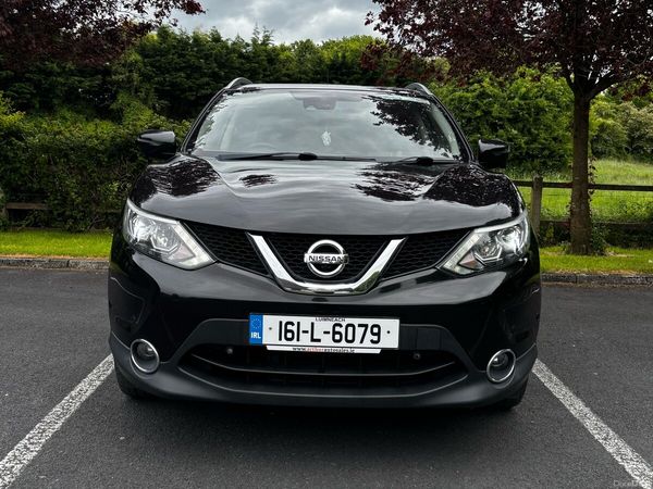 Nissan Qashqai Hatchback, Diesel, 2016, Black