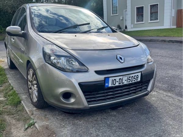 Renault Clio Hatchback, Diesel, 2010, Beige
