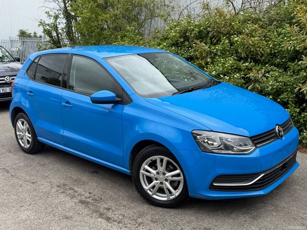 Volkswagen Polo Hatchback, Petrol, 2014, Blue