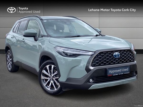 Toyota Corolla Cross Hatchback, Petrol Hybrid, 2024, Green