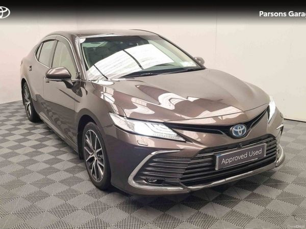 Toyota Camry Saloon, Petrol Hybrid, 2023, Brown