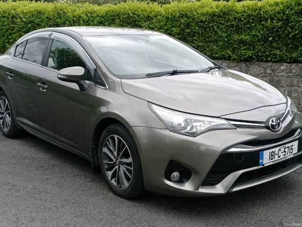 Toyota Avensis Saloon, Diesel, 2018, Grey