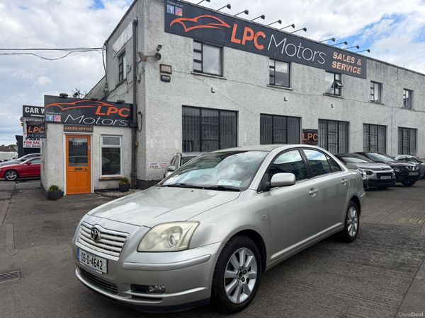 Toyota Avensis Saloon, Petrol, 2005, Silver
