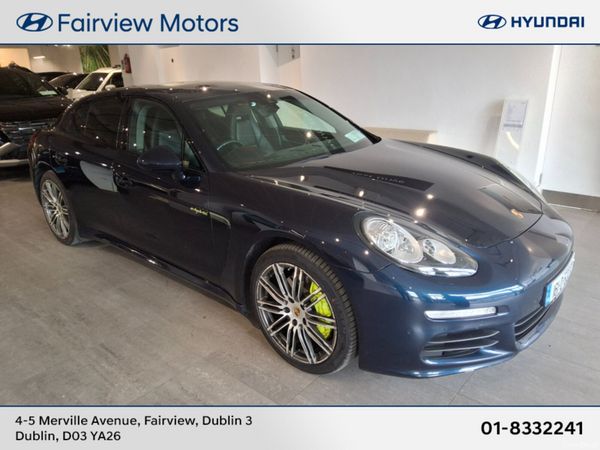 Porsche Panamera Hatchback, Petrol Plug-in Hybrid, 2016, Blue