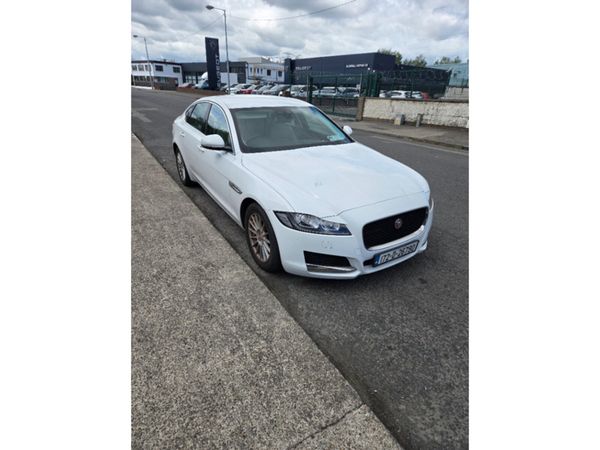 Jaguar XF Saloon, Diesel, 2017, White