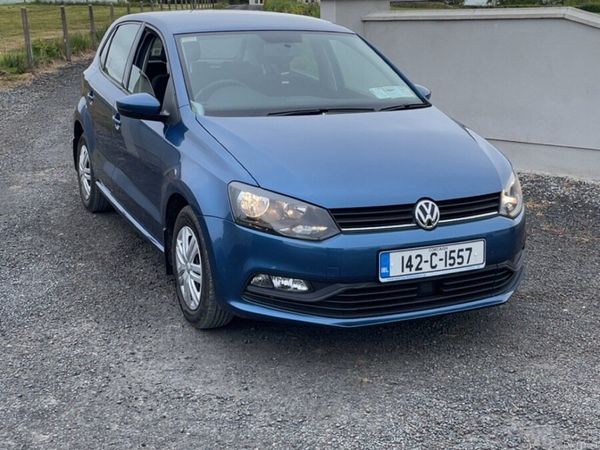 Volkswagen Polo Hatchback, Petrol, 2014, Green
