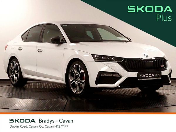 Skoda Octavia Hatchback, Diesel, 2024, White