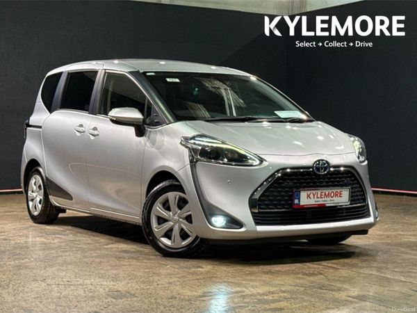 Toyota Sienta MPV, Petrol Hybrid, 2021, Silver