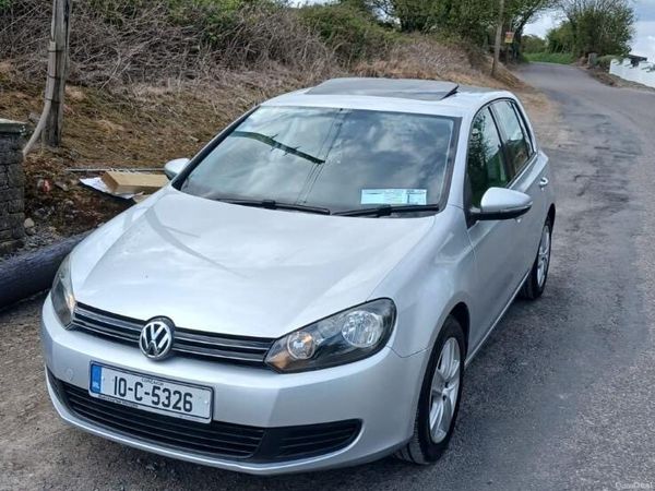 Volkswagen Golf Hatchback, Petrol, 2010, Silver