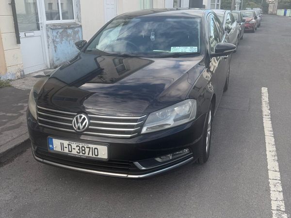 Volkswagen Passat Saloon, Diesel, 2011, Black