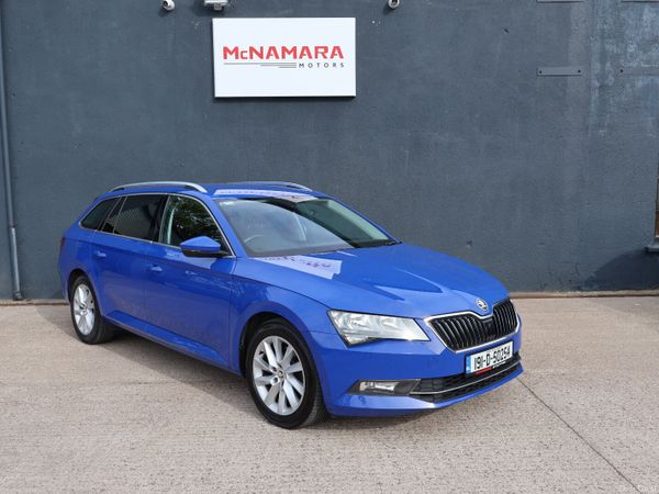 Skoda Superb Estate, Diesel, 2019, Blue