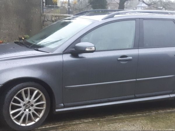 Volvo V50 Estate, Diesel, 2007, Grey