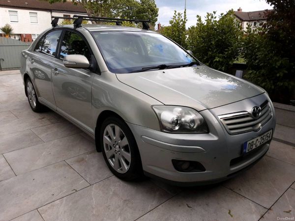 Toyota Avensis Hatchback, Diesel, 2008, Silver