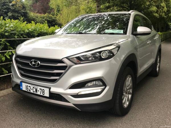 Hyundai Tucson SUV, Diesel, 2016, Silver