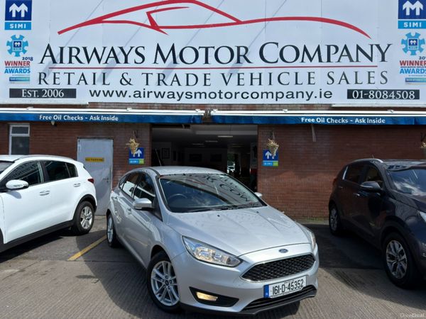 Ford Focus Hatchback, Petrol, 2016, Silver