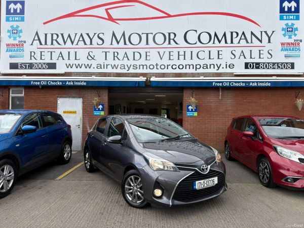 Toyota Yaris Hatchback, Petrol, 2017, Grey