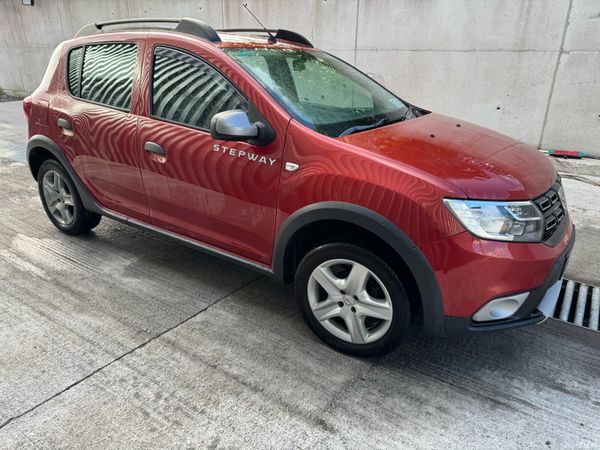 Dacia Sandero Stepway Hatchback, Petrol, 2019, Red