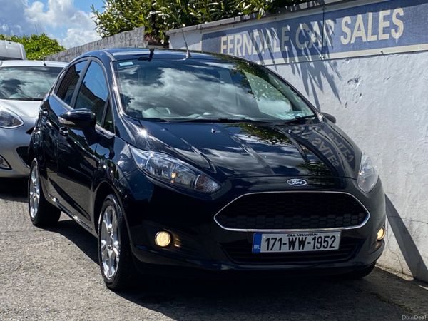 Ford Fiesta Hatchback, Petrol, 2017, Black