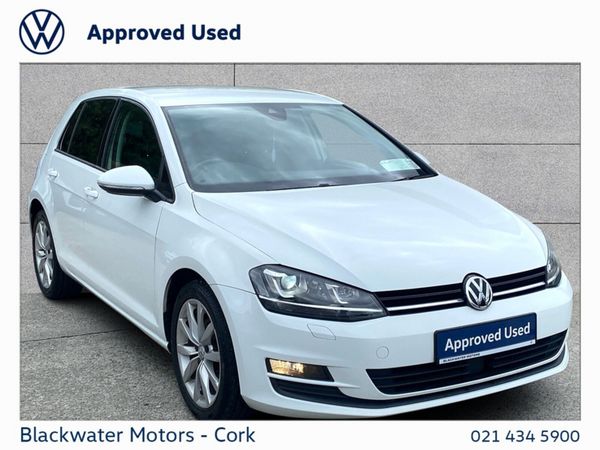 Volkswagen Golf Hatchback, Petrol, 2017, White