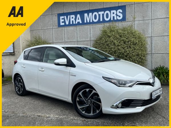 Toyota Auris Hatchback, Petrol Hybrid, 2018, White