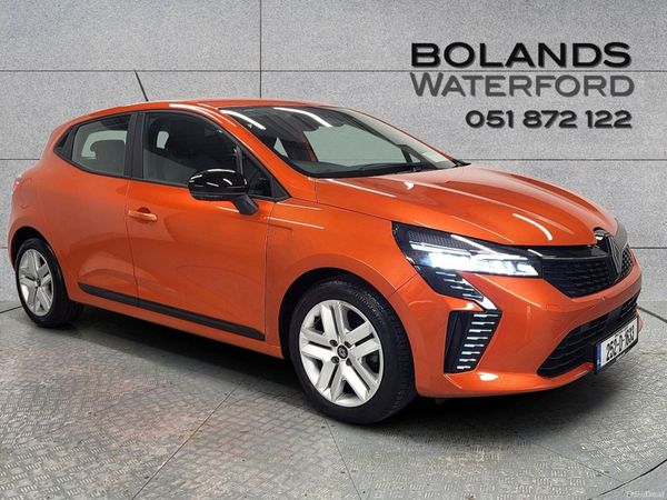 Renault Clio Hatchback, Petrol, 2025, Orange