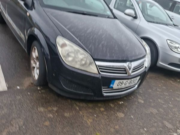 Vauxhall Astra Hatchback, Diesel, 2009, Black